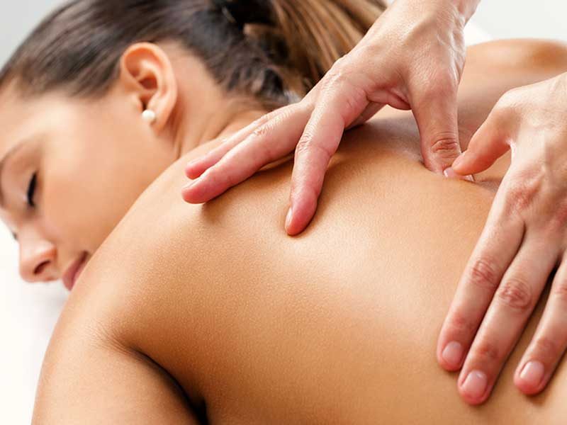 4 دلیل برای نوازش شریک زندگی خود 10 نوازش شریک زندگی